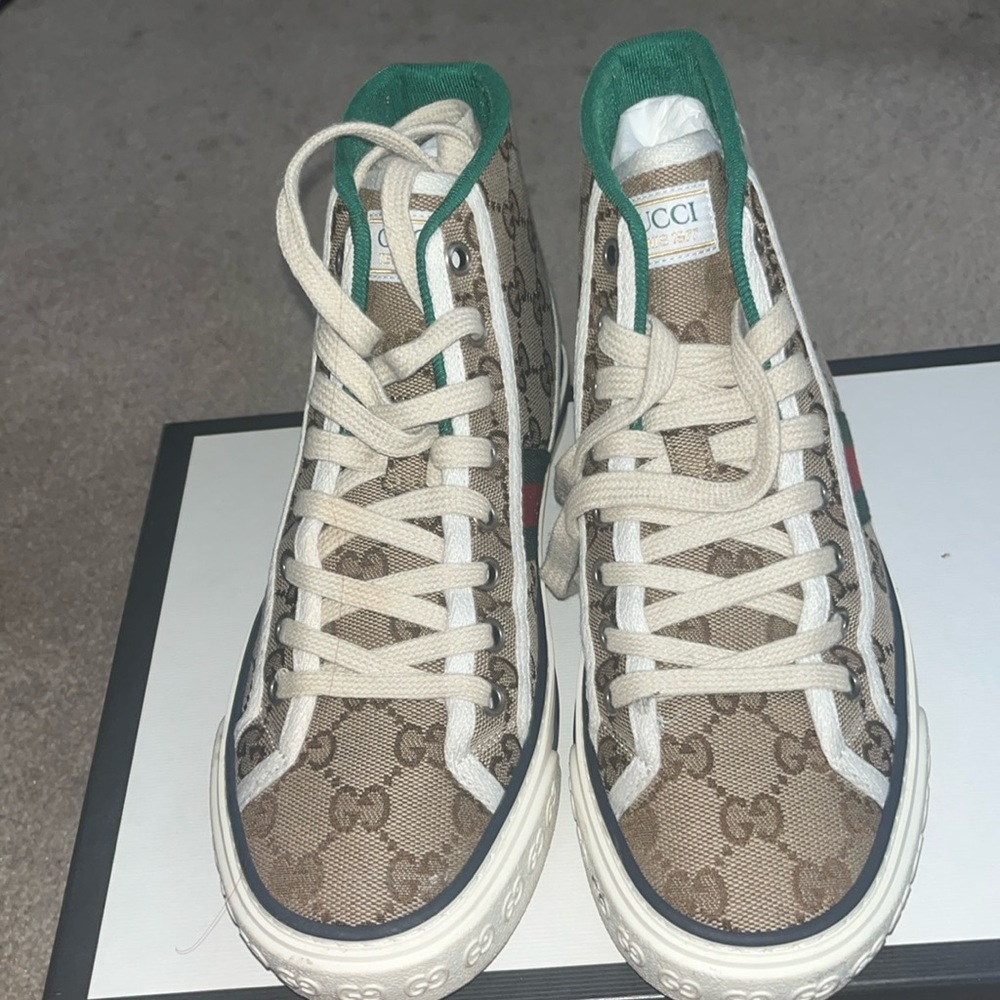 Authentic Gucci sneakers